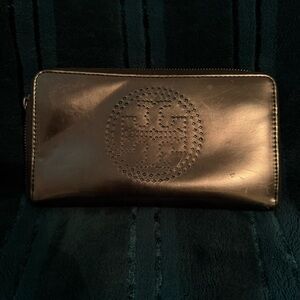 Tory Burch Metallic Continental Wallet GUC retail $249